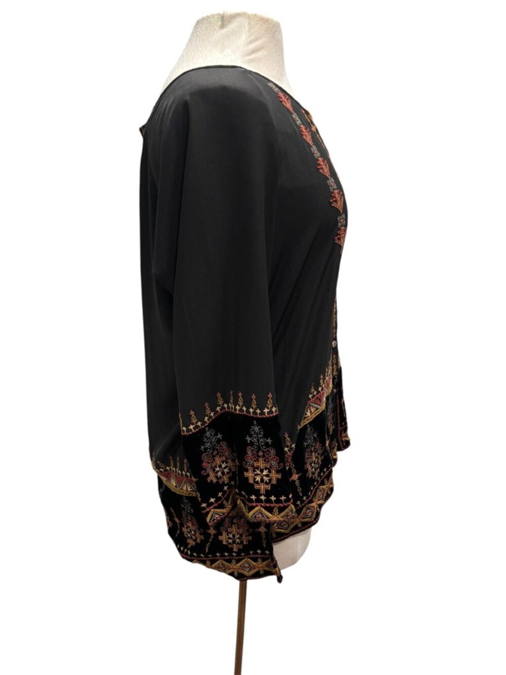 Johnny Was Workshop Silk Embroidered Boho Velvet Tunic Top Medium Black - Picture 5 of 10